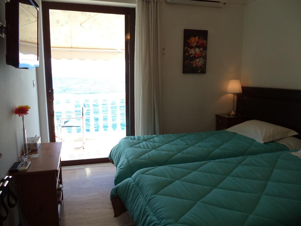 Guest house Antonios Akrata